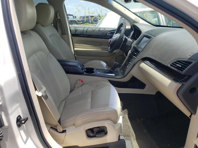 Photo 5 from auction – 2013 LINCOLN MKT with VIN 2LMHJ5AT9DBL54710