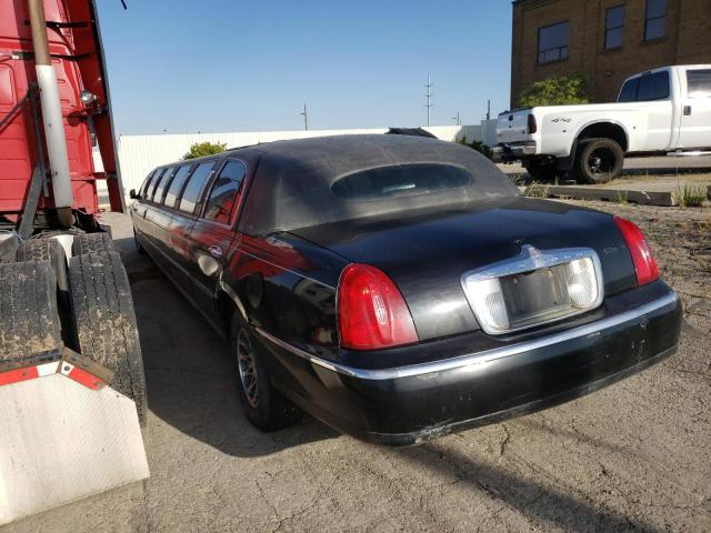 Photo 3 from auction – 2000 LINCOLN TOWN CAR E with VIN 1LNHM81W9YY765824