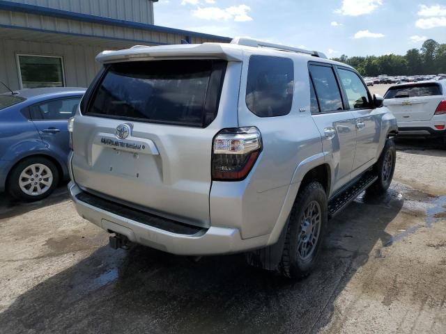 Photo 4 from auction – 2014 TOYOTA 4RUNNER SR with VIN JTEBU5JR6E5171557