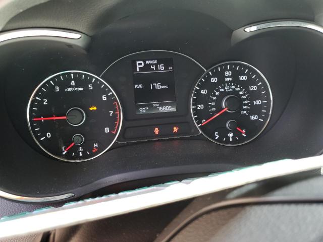 Photo 8 from auction – 2017 KIA FORTE LX with VIN 3KPFK4A74HE121009