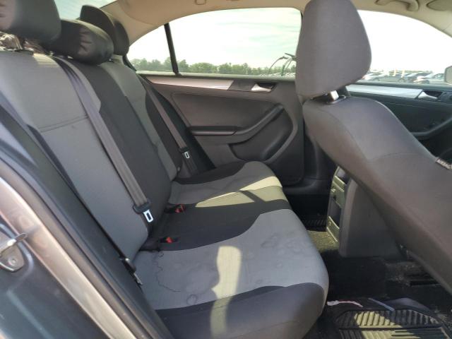 Photo 6 from auction – 2017 VOLKSWAGEN JETTA S with VIN 3VW2B7AJ7HM299205
