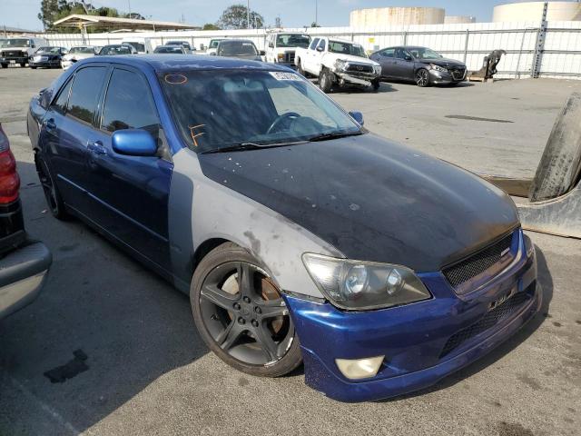 LEXUS IS 300 2002 with VIN JTHBD192820039640 - Photo from auction