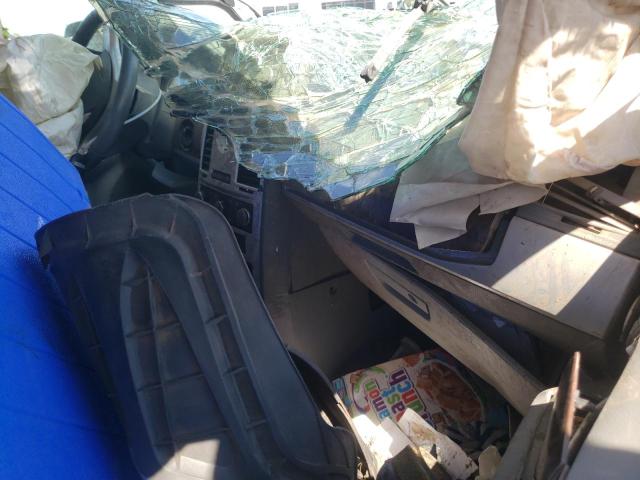Photo 9 from auction – 2010 CHRYSLER TOWN & COU with VIN 2A4RR5D1XAR192929