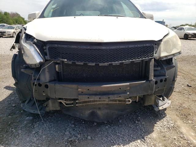 Photo 10 from auction – 2011 CHEVROLET TRAVERSE L with VIN 1GNKRJEDXBJ413175
