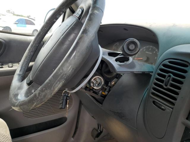 Photo 9 from auction – 2002 FORD F150 with VIN 1FTRX17W92KA18085