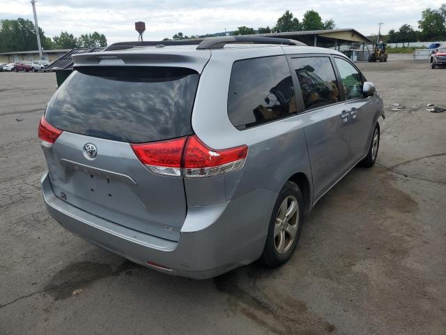 Photo 4 from auction – 2013 TOYOTA SIENNA LE with VIN 5TDKK3DC5DS363955