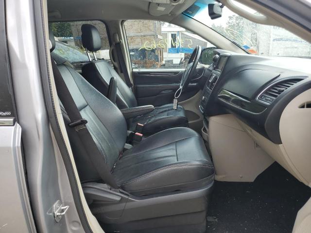 Photo 5 from auction – 2013 CHRYSLER TOWN & COU with VIN 2C4RC1BG2DR638292