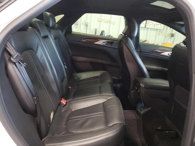 Photo 6 from auction – 2017 LINCOLN MKZ RESERV with VIN 3LN6L5F92HR610042