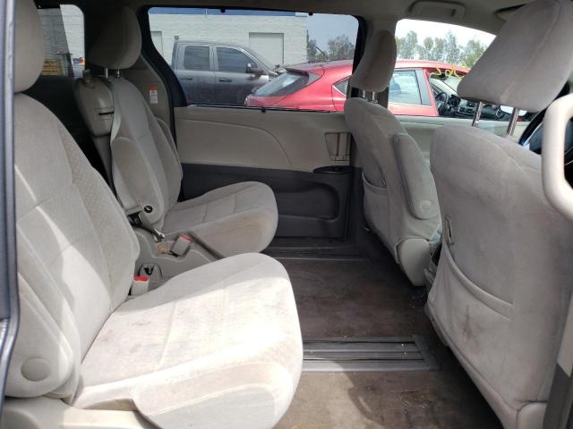Photo 6 from auction – 2017 TOYOTA SIENNA LE with VIN 5TDKZ3DC9HS805797