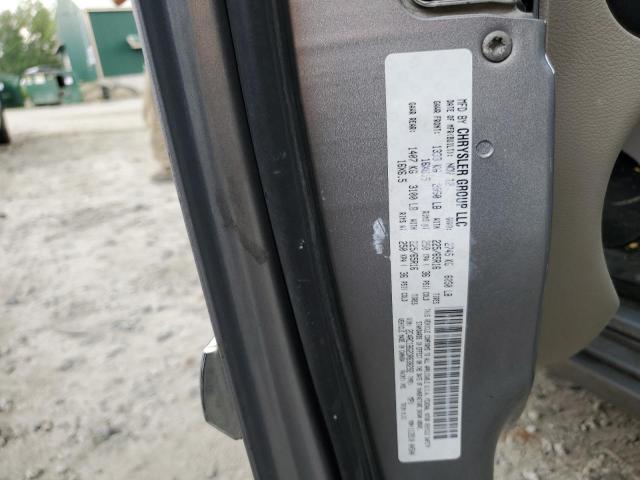Photo 10 from auction – 2013 CHRYSLER TOWN & COU with VIN 2C4RC1BG2DR638292