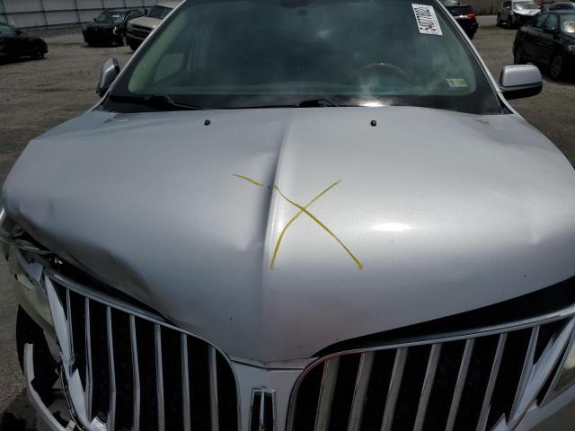 Photo 7 from auction – 2011 LINCOLN MKX with VIN 2LMDJ8JK9BBJ33077