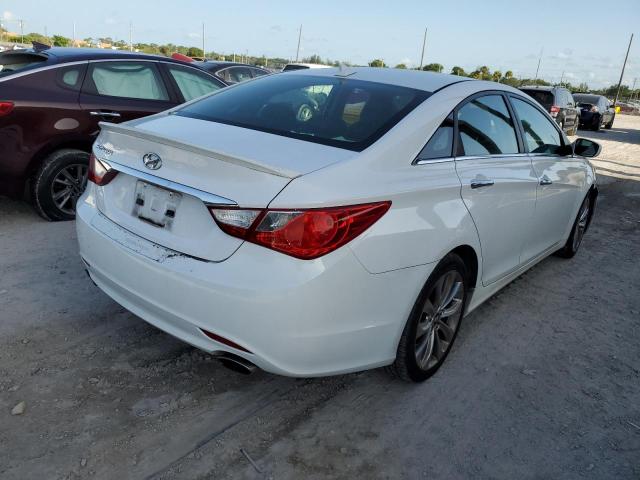 Photo 4 from auction – 2013 HYUNDAI SONATA SE with VIN 5NPEC4AC4DH596753