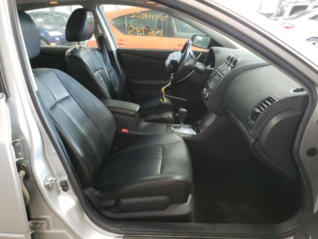 Photo 5 from auction – 2011 NISSAN ALTIMA SR with VIN 1N4BL2AP0BN449469