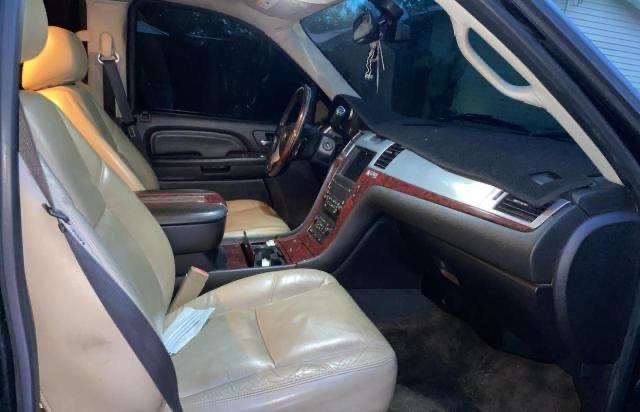 Photo 5 from auction – 2008 CADILLAC ESCALADE L with VIN 1GYEC63848R137493