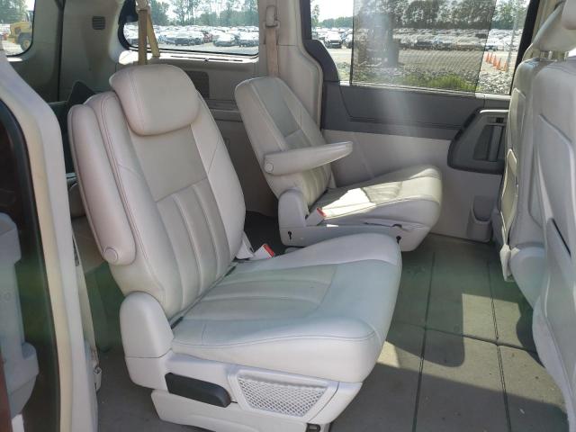 Photo 6 from auction – 2008 CHRYSLER TOWN & COU with VIN 2A8HR54P48R821609