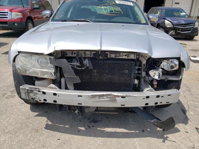 Photo 9 from auction – 2010 CHRYSLER 300 TOURIN with VIN 2C3CA5CV5AH176946