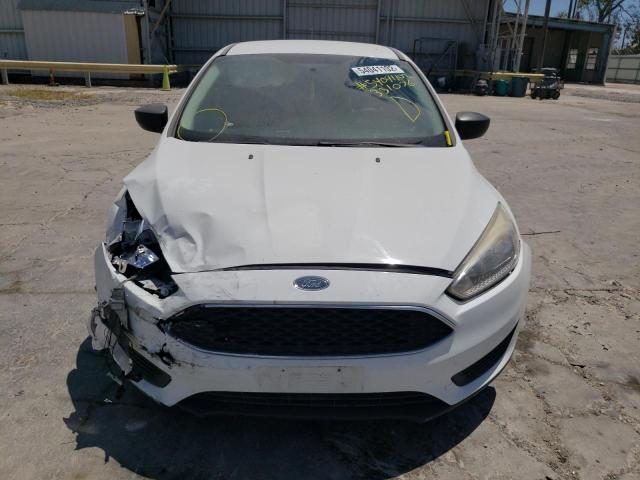 Photo 9 from auction – 2017 FORD FOCUS S with VIN 1FADP3E28HL331076