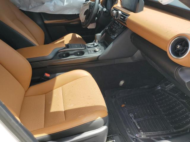 Photo 5 from auction – 2022 LEXUS IS 300 with VIN JTHAA1D28N5119068
