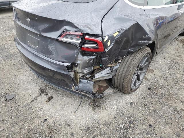 Photo 9 from auction – 2018 TESLA MODEL 3 with VIN 5YJ3E1EA2JF042257