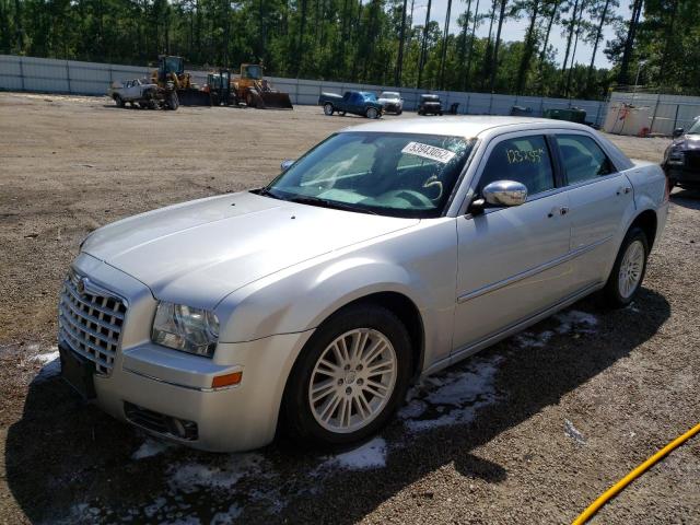 Photo 2 from auction – 2010 CHRYSLER 300 TOURIN with VIN 2C3CA5CV6AH309052