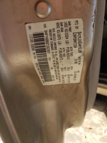 Photo 10 from auction – 2005 CHRYSLER PT CRUISER with VIN 3C8FY58B05T638411