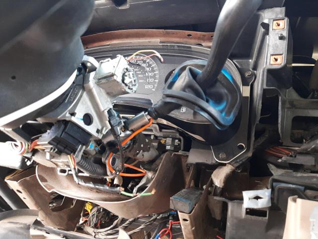 Photo 9 from auction – 2005 CHEVROLET SILVRK1500 with VIN 2GCEK13T451146456