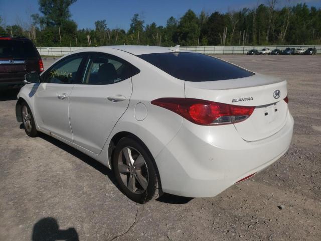 Photo 3 from auction – 2012 HYUNDAI ELANTRA with VIN 5NPDH4AE0CH118424