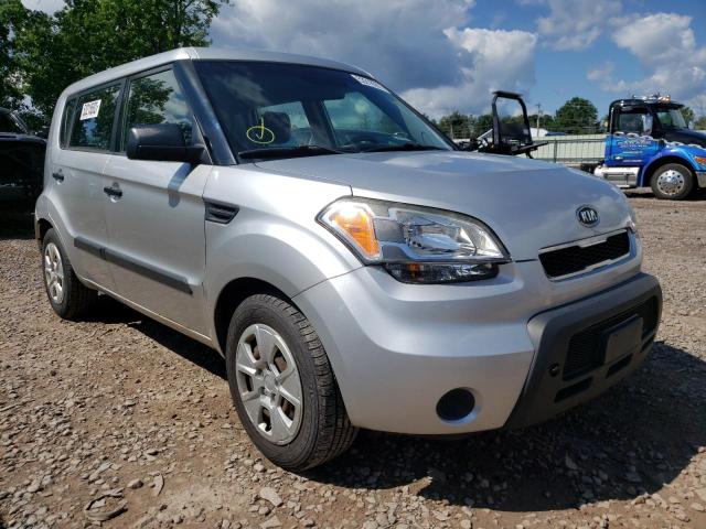 KIA SOUL 2011 with VIN KNDJT2A10B7301943 - Photo from auction