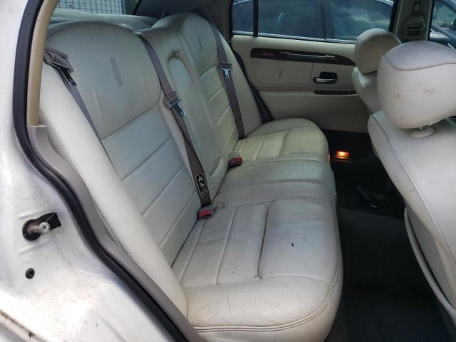 Photo 6 from auction – 2001 LINCOLN TOWN CAR E with VIN 1LNHM81W31Y680127