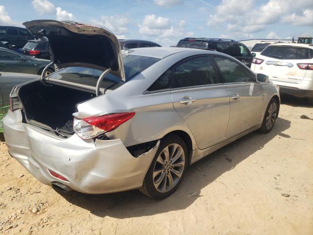 Photo 4 from auction – 2012 HYUNDAI SONATA SE with VIN 5NPEC4AB9CH347256