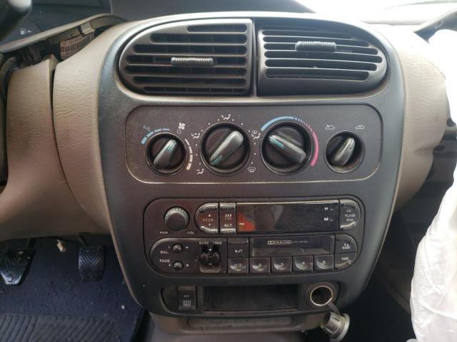 Photo 9 from auction – 2001 DODGE NEON SE with VIN 1B3ES46C71D289656
