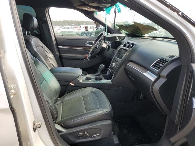 Photo 5 from auction – 2017 FORD EXPLORER L with VIN 1FM5K7F89HGA34815