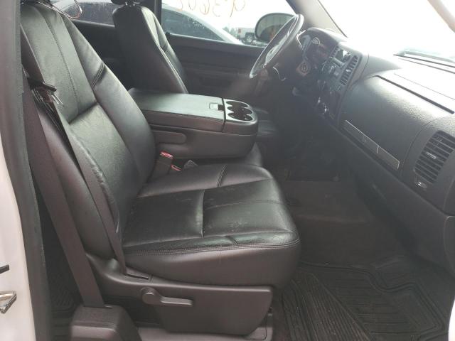 Photo 5 from auction – 2013 CHEVROLET SILVERADO with VIN 1GCRKSE76DZ346381