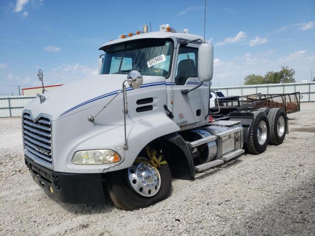 Photo 9 from auction – 2011 MACK 600 CXU600 with VIN 1M1AW02Y3BM016002