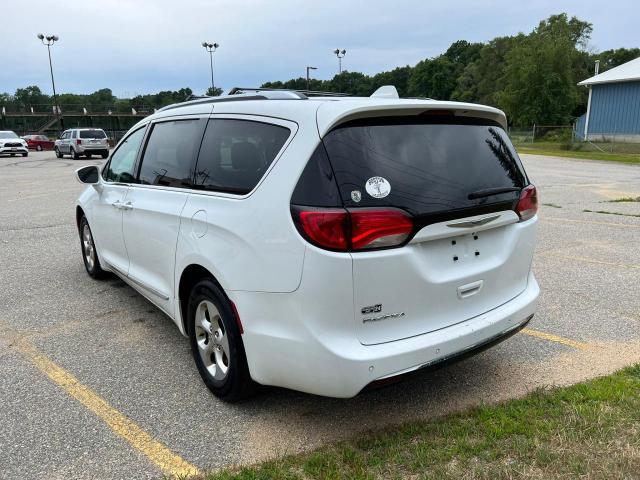 Photo 3 from auction – 2017 CHRYSLER PACIFICA T with VIN 2C4RC1EG8HR633423
