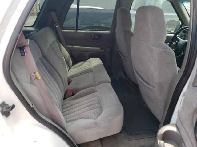 Photo 6 from auction – 2002 CHEVROLET BLAZER with VIN 1GNDT13WX2K236281