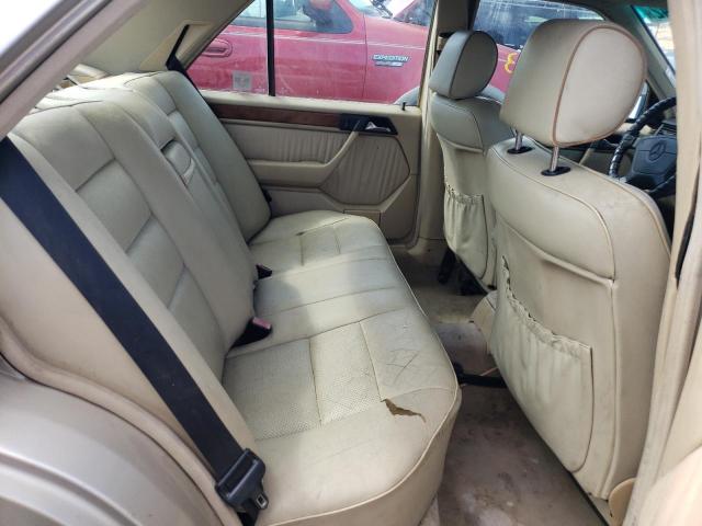 Photo 6 from auction – 1992 MERCEDES-BENZ 400 E with VIN WDBEA34E1NB788677