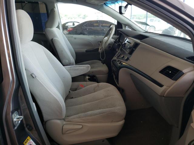 Photo 5 from auction – 2011 TOYOTA SIENNA LE with VIN 5TDKK3DC7BS128051