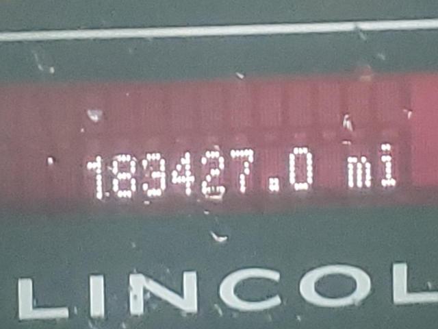 Photo 8 from auction – 2007 LINCOLN NAVIGATOR with VIN 5LMFU27567LJ22133