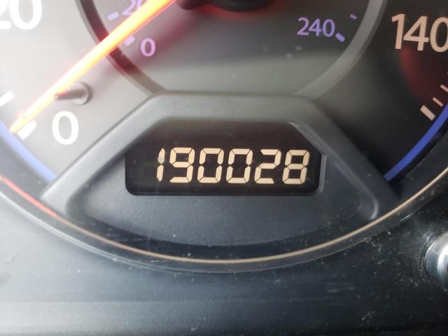 Photo 8 from auction – 2004 HONDA CIVIC LX with VIN 2HGES165X4H608121