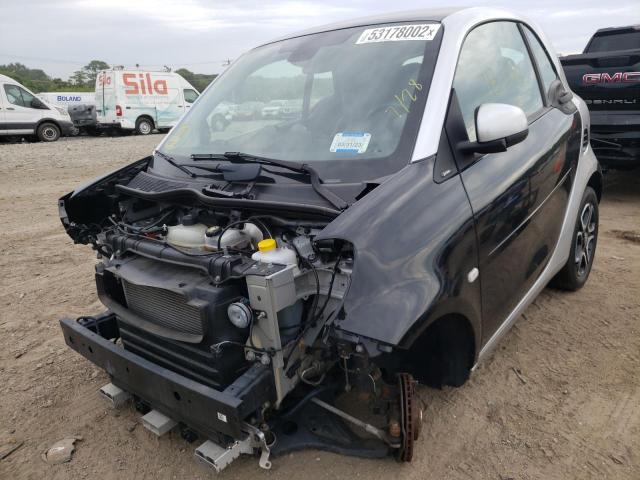 Photo 2 from auction – 2016 SMART FORTWO with VIN WMEFJ5DA2GK069568