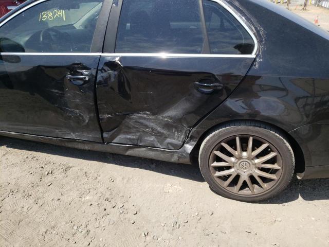 Photo 9 from auction – 2009 VOLKSWAGEN JETTA WOLF with VIN 3VWRA71K49M007635