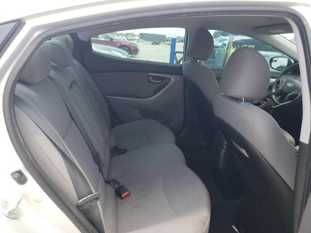 Photo 6 from auction – 2016 HYUNDAI ELANTRA SE with VIN 5NPDH4AE5GH719558