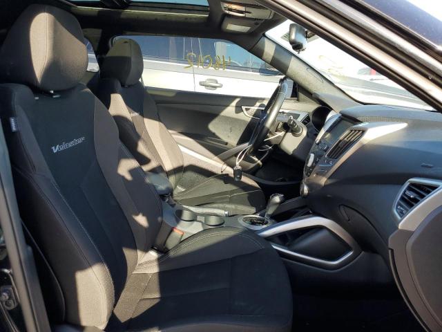 Photo 5 from auction – 2017 HYUNDAI VELOSTER with VIN KMHTC6AD8HU324337