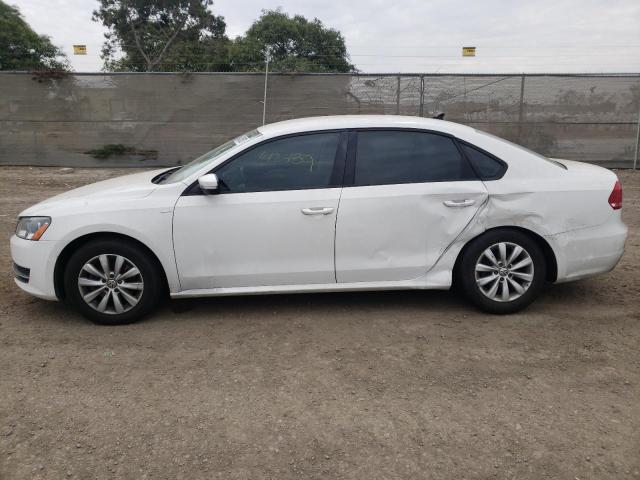 Photo 9 from auction – 2014 VOLKSWAGEN PASSAT S with VIN 1VWAT7A33EC091460