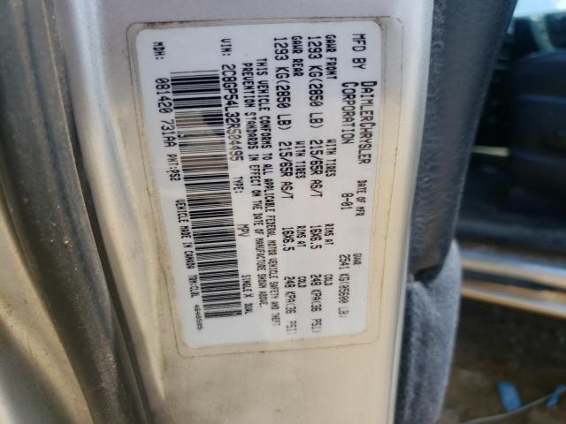 Photo 10 from auction – 2002 CHRYSLER TOWN & COU with VIN 2C8GP54L32R504495