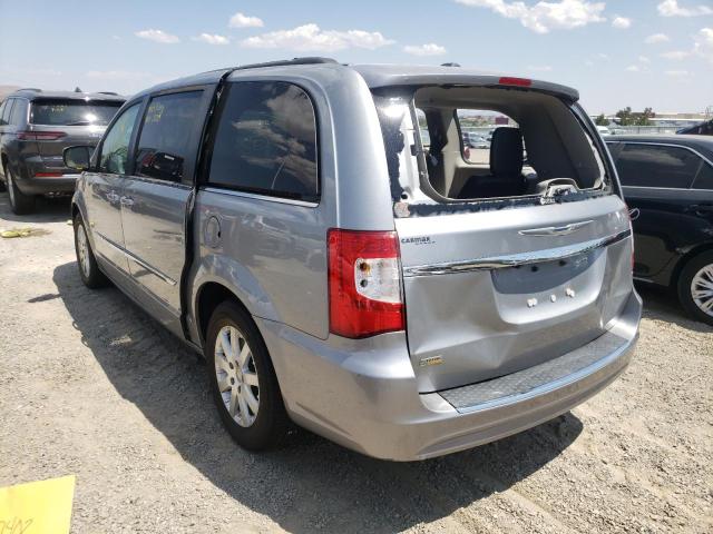 Photo 3 from auction – 2015 CHRYSLER TOWN & COU with VIN 2C4RC1BG1FR577441