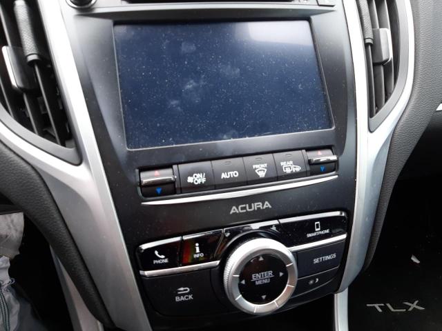 Photo 9 from auction – 2020 ACURA TLX with VIN 19UUB1F33LA017622