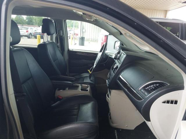 Photo 5 from auction – 2014 CHRYSLER TOWN & COU with VIN 2C4RC1BGXER221066