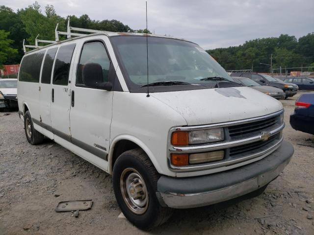 CHEVROLET EXPRESS G3 2000 with VIN 1GAHG39R7Y1128087 - Photo from auction